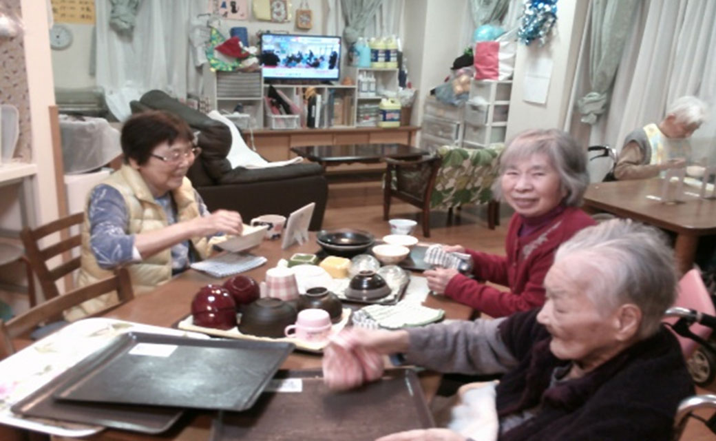 ���n�r���e�[�V�������i4